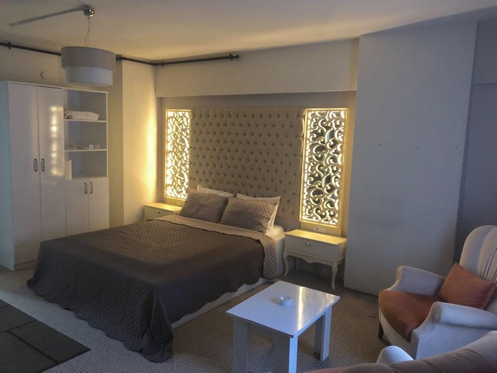 Lizzia Butik Hotel Istanboel Buitenkant foto