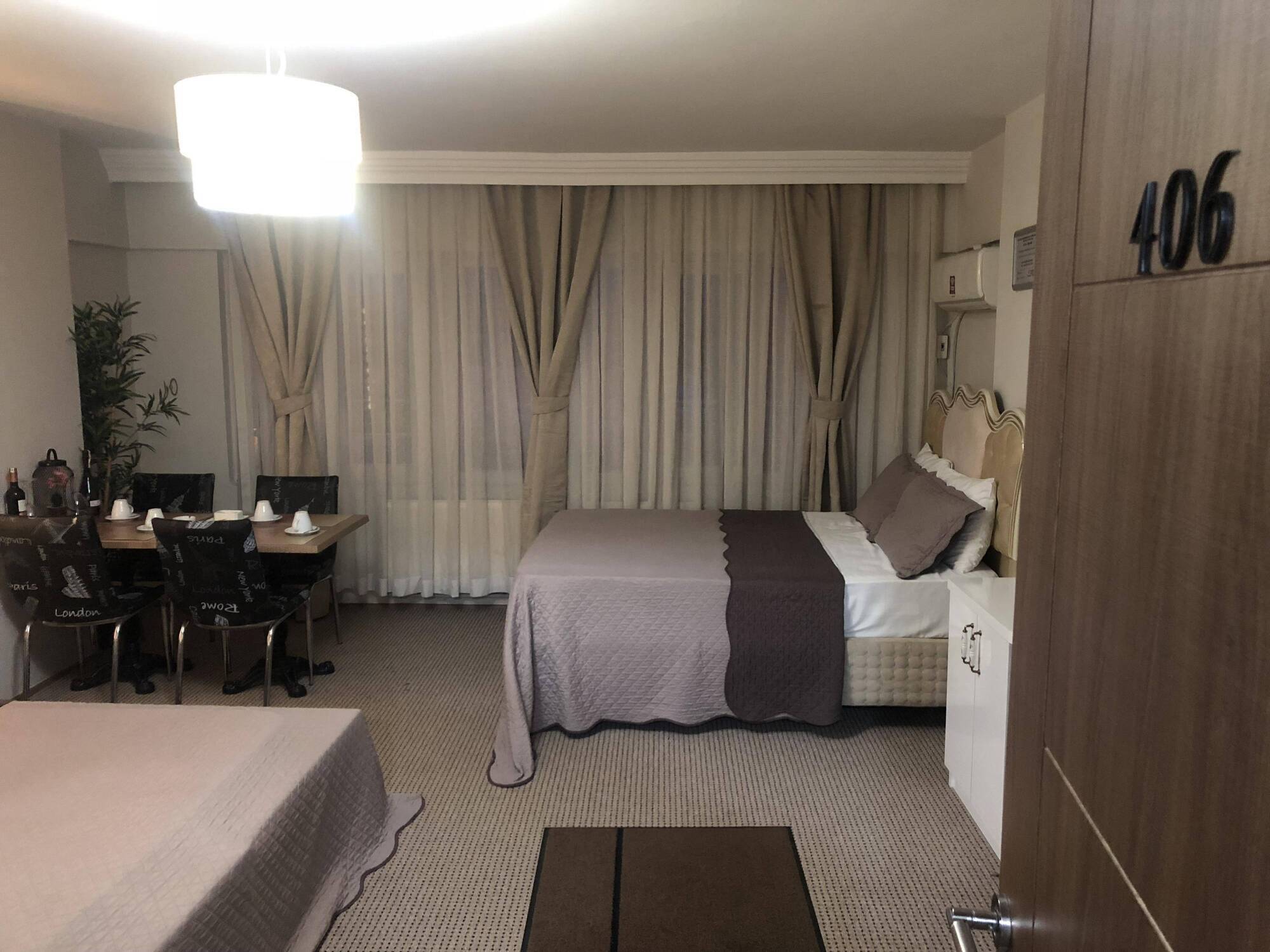Lizzia Butik Hotel Istanboel Buitenkant foto